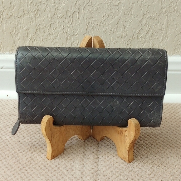 Bottega Veneta Handbags - Bottega Veneta Intrecciato Leather Continental Wallet